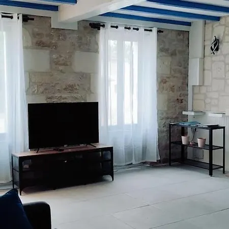 L'artancoise - Maison Authentique Avec Piscine Creusee Privative بيت للعطل